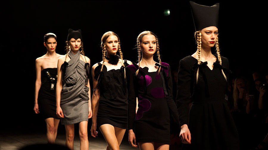 PPQ AW11