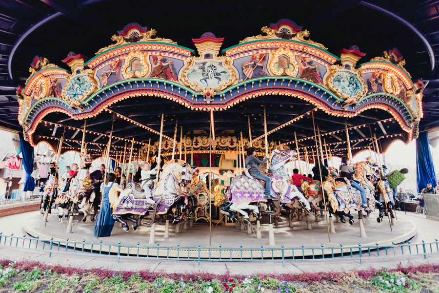 120322_ParkandCube_Disneyland_23