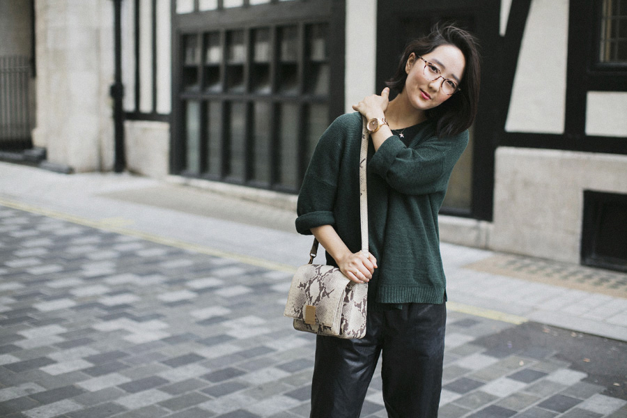 Park-and-Cube_Leather-trousers_009