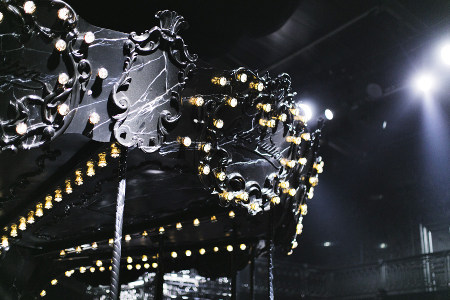 Park-and-Cube_Louis-Vuitton-SS14_009