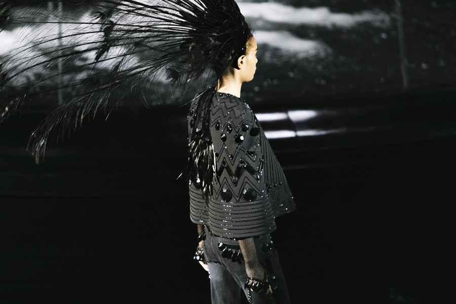 Park-and-Cube_Louis-Vuitton-SS14_014
