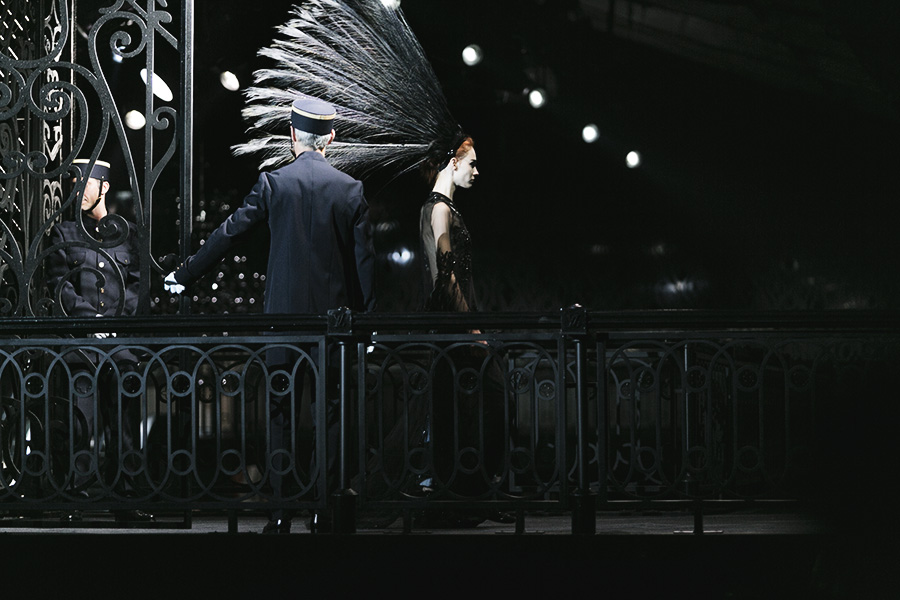Park-and-Cube_Louis-Vuitton-SS14_027
