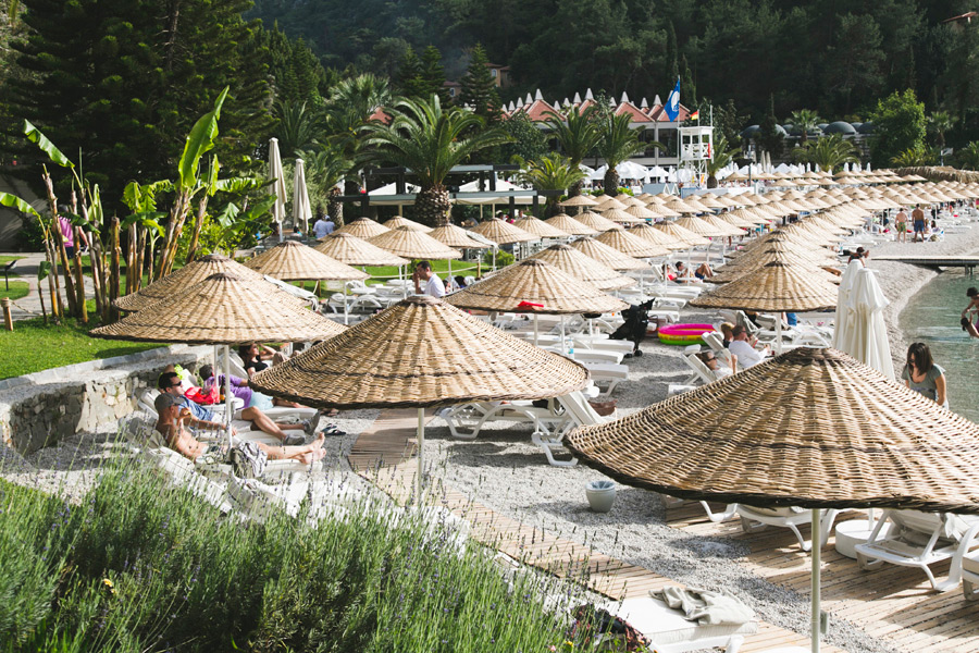 Park-and-Cube_Hillside-Beach-Club_004