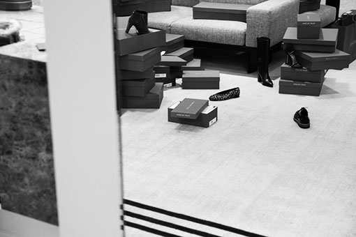 parkncube_stuart-weitzman-london_004